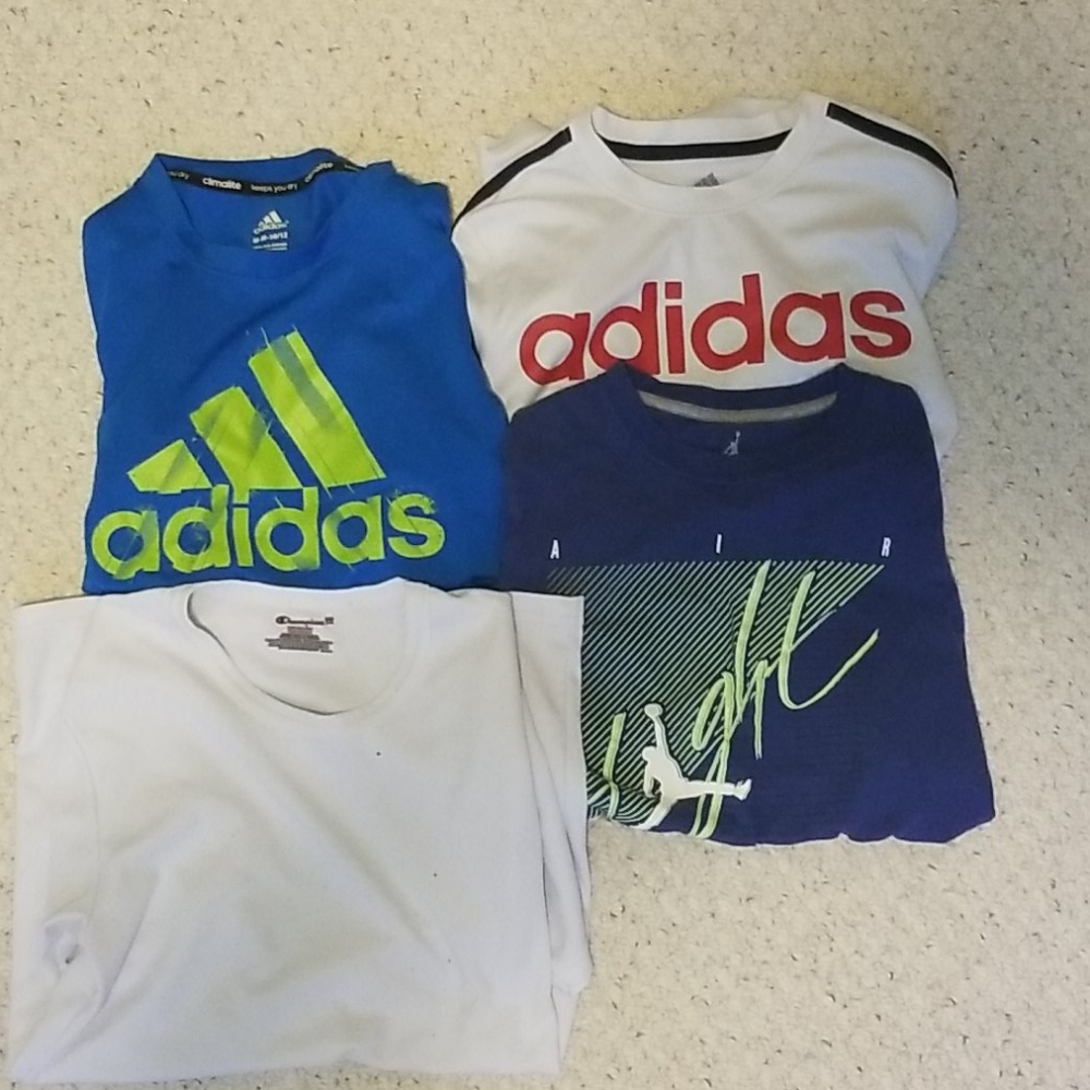 BOY KID SPORTS T-SHIRTS